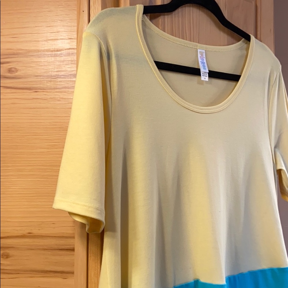 Lularoe oversized top XS - Large Guc - Picture 3 of 16